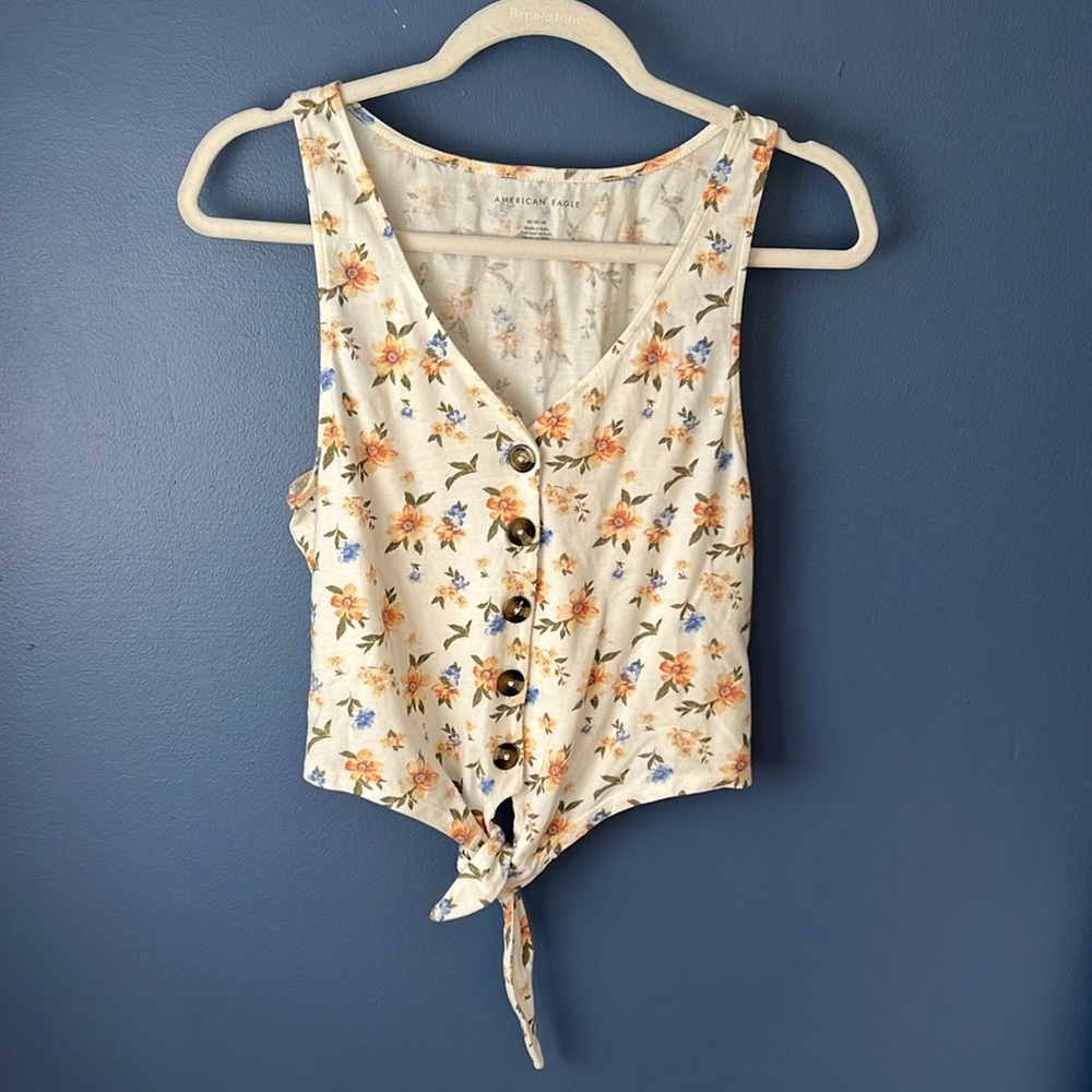 American Eagle Button Front Floral Tank
